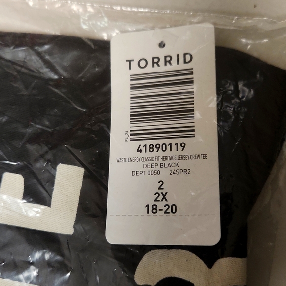 ❤️NWT VINTAGE TORRID GRAPHIC TEE DON'T WASTE YOUR ENERGY - 100% COTTON PLUS SIZE - Picture 6 of 13